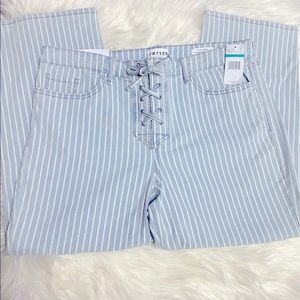 FRAYED Jeans Women’s Laced Up High Rise Straight Leg Crop